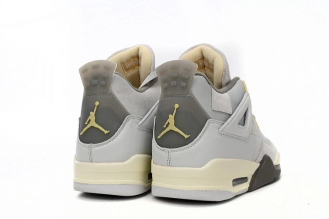 Bmlin DV3742-021 SE Photon Jordan 4 Craft Retro Dust 0726
